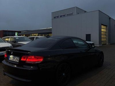 BMW 325