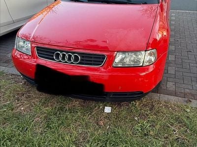 Gebraucht Audi A3 125 PS (91 kW) 1999 Rot Kleinwagen