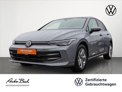 Usata VW Golf VIII Life 116 CV (85 kW) 2025 Grigio Berlina