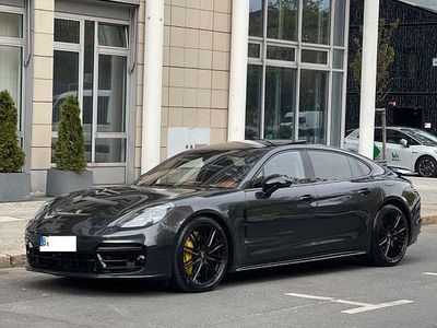 Grau Gebraucht 2018 Porsche Panamera Turbo S Executive Limousine | 99.000 €