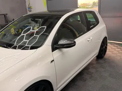 Gebraucht VW Golf VI R-line 160 PS (117 kW) 2011 Weiß Kleinwagen