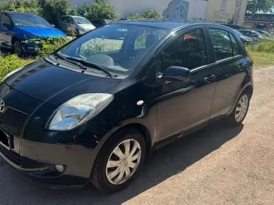 Gebraucht Toyota Yaris Executive 87 PS (63 kW) 2007 Schwarz Kleinwagen