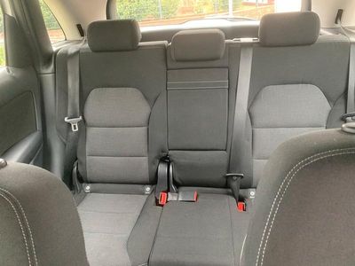 Gebraucht Mercedes B180 109 PS (80 kW) 2012 Weiß Van / Kleinbus