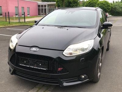 Gebraucht Ford Focus ST 250 PS (183 kW) 2013 Schwarz Limousine