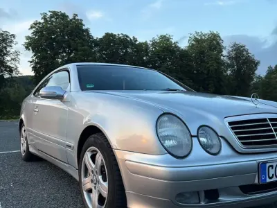 Gebraucht Mercedes CLK200 136 PS (100 kW) 2000 Grau Coupé