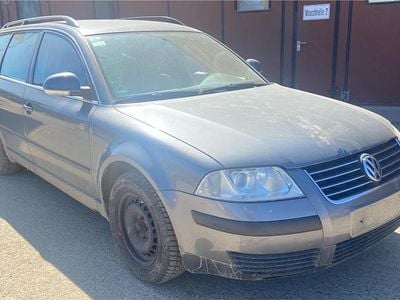 Gebraucht VW Passat 102 PS (75 kW) 2005 Grau Kombi