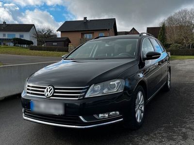 gebraucht VW Passat B7 1,6 TDI Langstrecke Anhängerkupplung LED Xenon