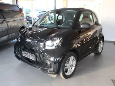 Gebraucht Smart ForTwo Coupé 60 kW (82 PS) 2022 Schwarz Coupé