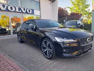 Gebraucht Volvo S60 R-Design 190 PS (139 kW) 2020 Schwarz Limousine