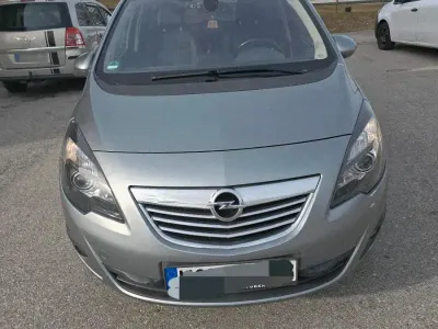 Begagnad Opel Meriva 120 HK (88 kW) 2012 Minibuss