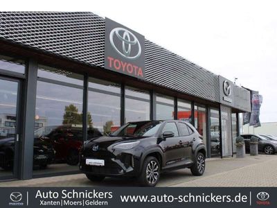 gebraucht Toyota Yaris Cross TEAM-D+SMART-SAFETY+WINTER-P AKTION!