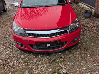 Gebraucht Opel Astra GTC 180 PS (132 kW) 2007 Rot Coupé