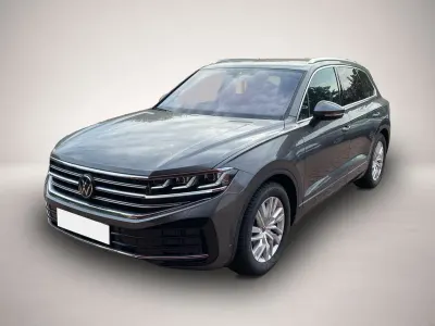 Gebraucht VW Touareg Elegance 231 PS (169 kW) 2024 Grau SUV