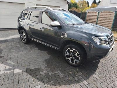 Second-hand Dacia Duster Prestige 114 CP (83 kW) 2019 Gri SUV