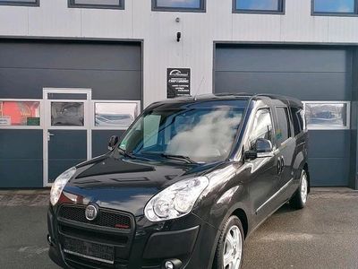 Gebraucht Fiat Doblò 135 PS (99 kW) 2013 Schwarz Van / Kleinbus