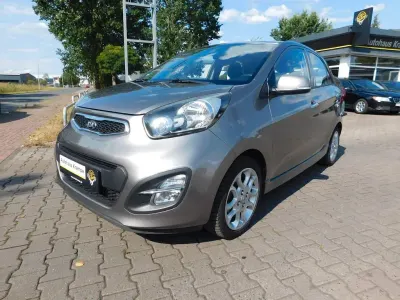 Gebraucht Kia Picanto Spirit 86 PS (63 kW) 2013 Silber Kleinwagen
