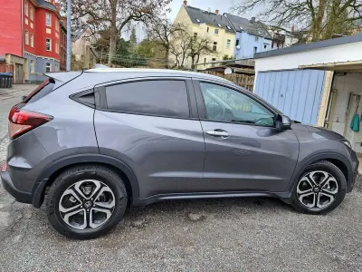 Gebraucht Honda HR-V 131 PS (96 kW) 2016 Grau SUV