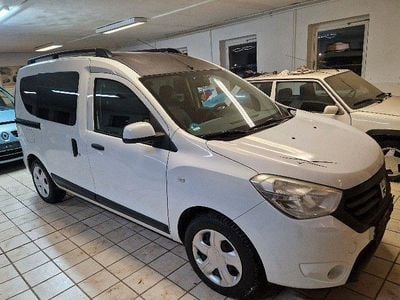 Weiß Gebraucht 2014 Dacia Dokker Lauréate Van / Kleinbus | 7.100 € (Fairer Preis)