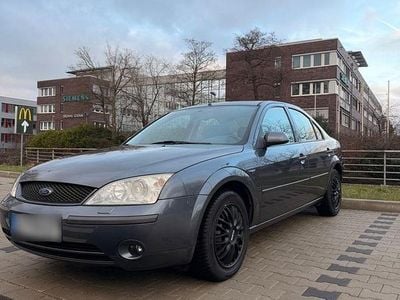 Usata Ford Mondeo Trend 170 CV (125 kW) 2003 Grigio Berlina