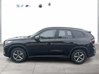 Gebraucht BMW X1 163 PS (119 kW) 2023 Schwarz SUV