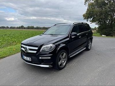 Schwarz Gebraucht 2014 Mercedes GL350 AMG line SUV | 22.500 €