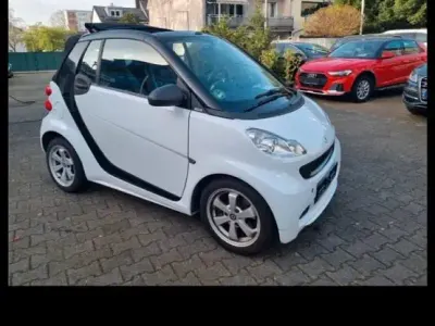 Gebraucht Smart ForTwo Cabrio 71 PS (52 kW) 2011 Weiß Cabrio