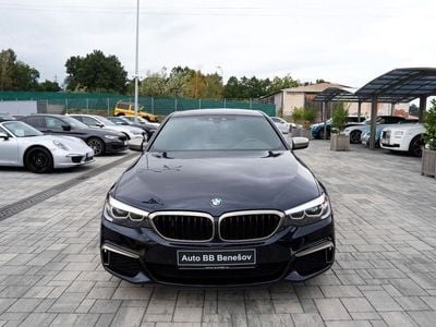 BMW M550