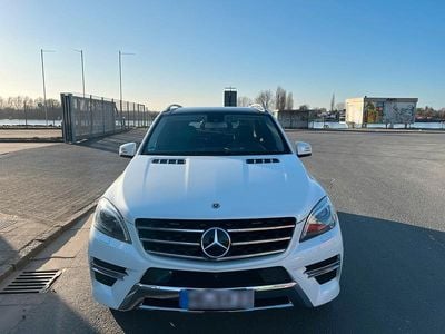 Gebraucht Mercedes ML350 AMG 258 PS (189 kW) 2013 Weiß SUV