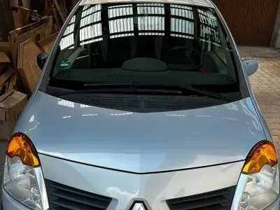 Gebraucht Renault Modus 75 PS (55 kW) 2006 Silber Van / Kleinbus