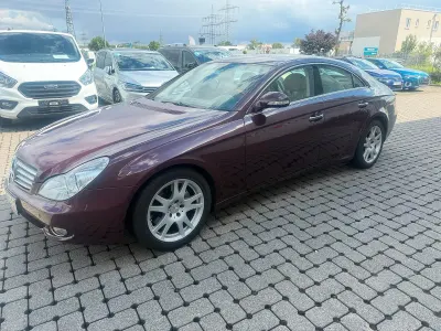 Używany Mercedes CLS350 295 KM (216 kW) 2007 Czerwony Sedan/Limuzyna