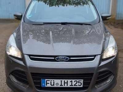 Begagnad Ford Kuga Individual 163 HK (119 kW) 2014 Grå SUV