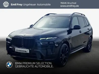 Gebraucht BMW X7 Sport Line 381 PS (280 kW) 2023 Schwarz SUV