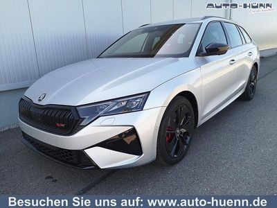 Reflexsilber metallic Neu 2025 Skoda Octavia RS Kombi | 44.940 € (Etwas zu teuer)