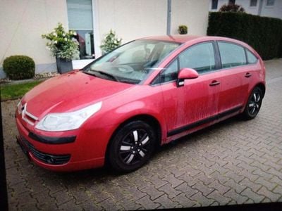 Gebraucht Citroën C4 Advance 88 PS (64 kW) 2006 Rot Limousine