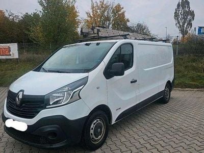 Gebraucht Renault Trafic 116 PS (85 kW) 2016 Weiß Van / Kleinbus