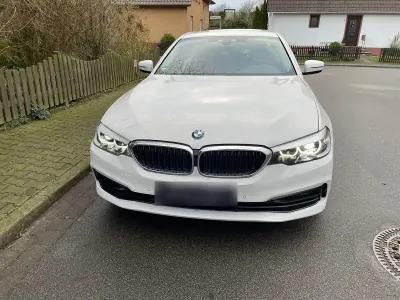 Gebraucht BMW 520 Sport Line 190 PS (139 kW) 2020 Weiß Limousine