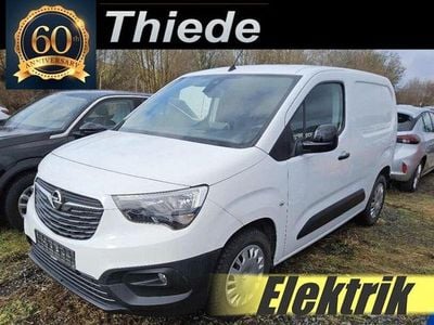 Usata Opel Combo-e Life 100 kW (136 CV) 2022 Bianco Berlina
