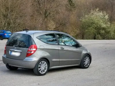 Gebraucht Mercedes A150 Elegance 95 PS (69 kW) 2005 Grau Limousine