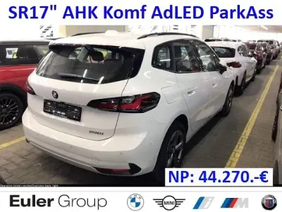 Gebraucht BMW 220 Active Tourer 170 PS (125 kW) 2025 Weiss Van / Kleinbus