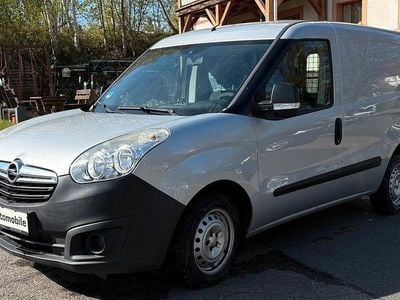 Begagnad Opel Combo 90 HK (66 kW) 2013 Silver Minibuss