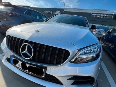 Usata Mercedes C180 Night 122 CV (89 kW) 2020 Argento Berlina