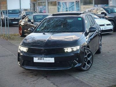 Schwarz Gebraucht 2024 Opel Astra Ultimate Limousine | 19.990 € (Guter Preis)