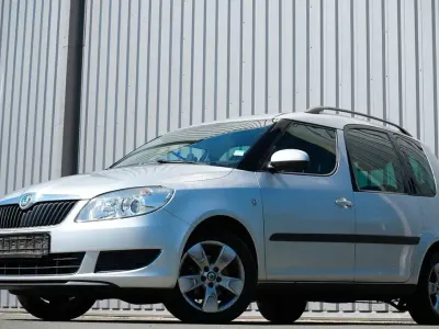 Gebraucht Skoda Roomster 86 PS (63 kW) 2011 Silber Van / Kleinbus