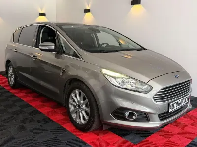 Gebraucht Ford S-MAX Titanium 179 PS (131 kW) 2016 Grau Van / Kleinbus