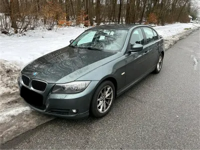Gebraucht BMW 320 170 PS (125 kW) 2009 Grün Limousine