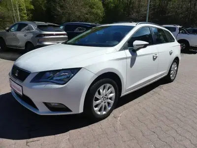 Używany Seat Leon 110 KM (80 kW) 2016 Biały Kombi