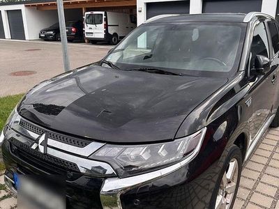 Mitsubishi Outlander P-HEV