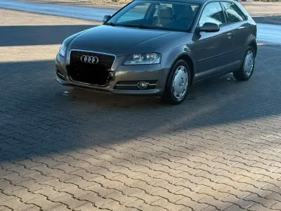 Gebraucht Audi A3 Attraction 105 PS (77 kW) 2011 Grau Kleinwagen