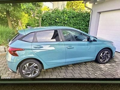 Second-hand Hyundai i20 Edition 30 101 CP (74 kW) 2022 Verde Hatchback