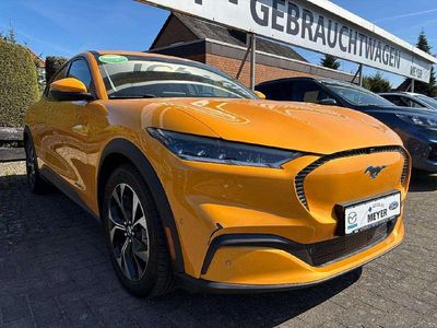 Second-hand Ford Mustang Mach-E Basis 197 kW (269 CP) 2023 Portocaliu SUV